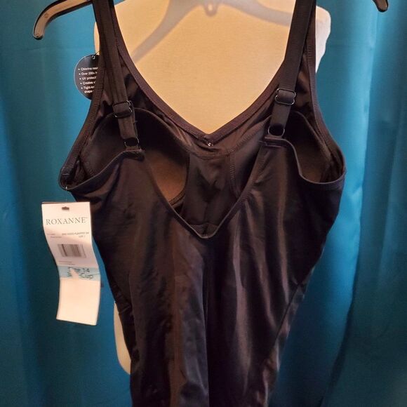 NWT - Roxanne Tummy control One piece Swimsuit! 14 38C - Picture 1 of 9